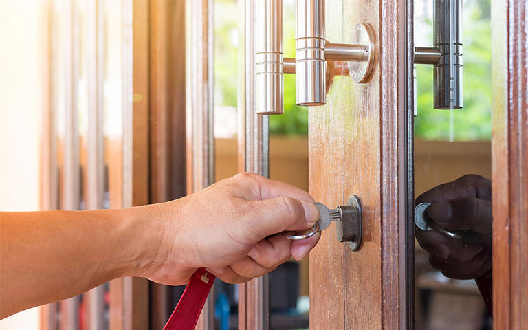 Commercial Lockout service in Daytona Beach & Ormond Beach, FL